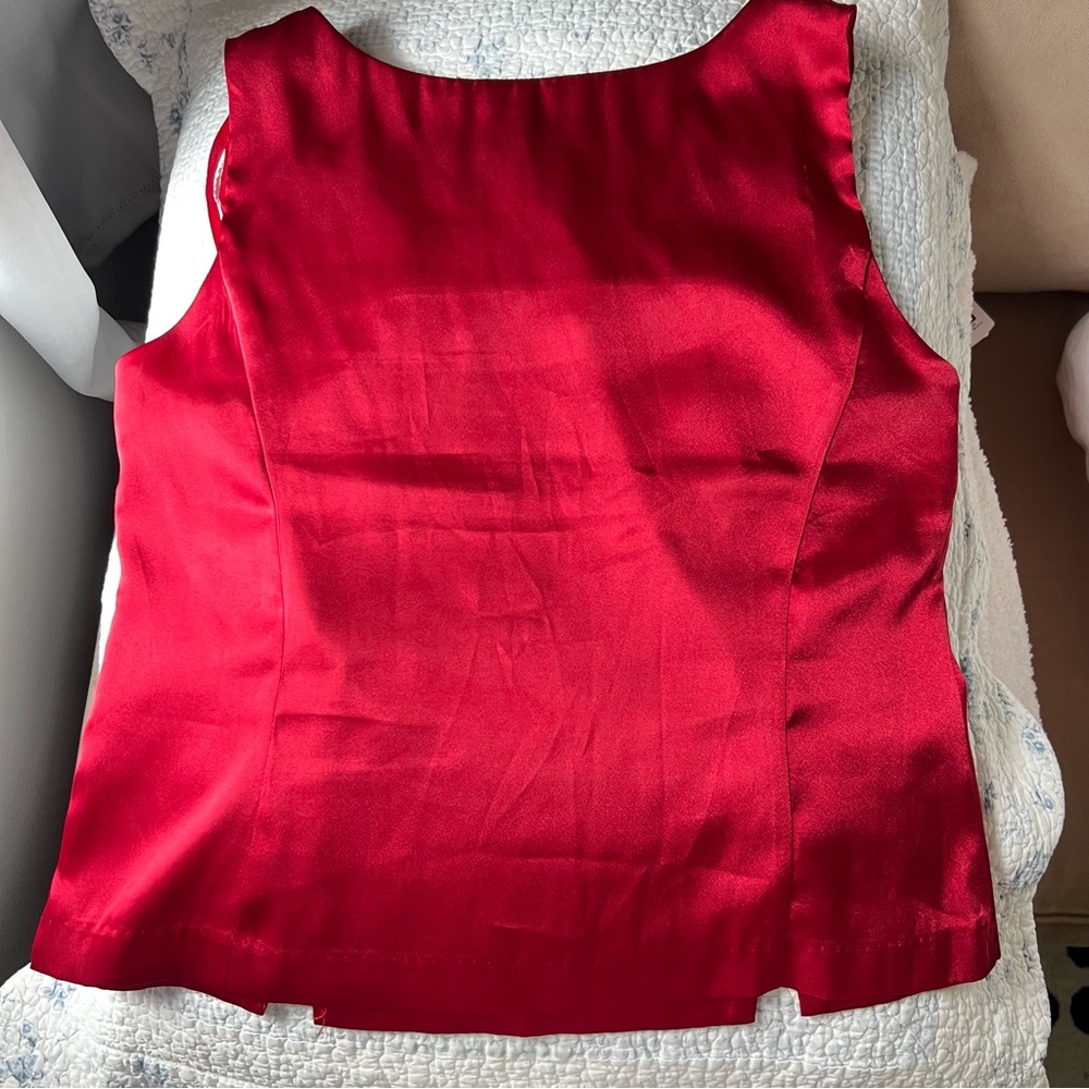 Vintage 90’s Perceptions Petite Satin Red Sleeveless Blouse, Sz 6P - Picture 2 of 4